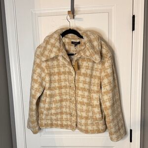 Blu Pepper Cream and Tan Teddy Jacket